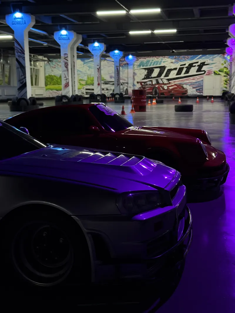 Вечерний заезд на дрифт-арене Mini Drift в Минске